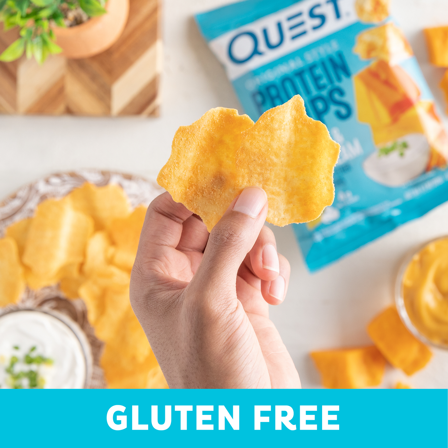cheddar-and-sour-cream-original-style-protein-chips-v2 qst-000296_cheddar-_-sour-cream-original-style-protein-chips_7.2.png