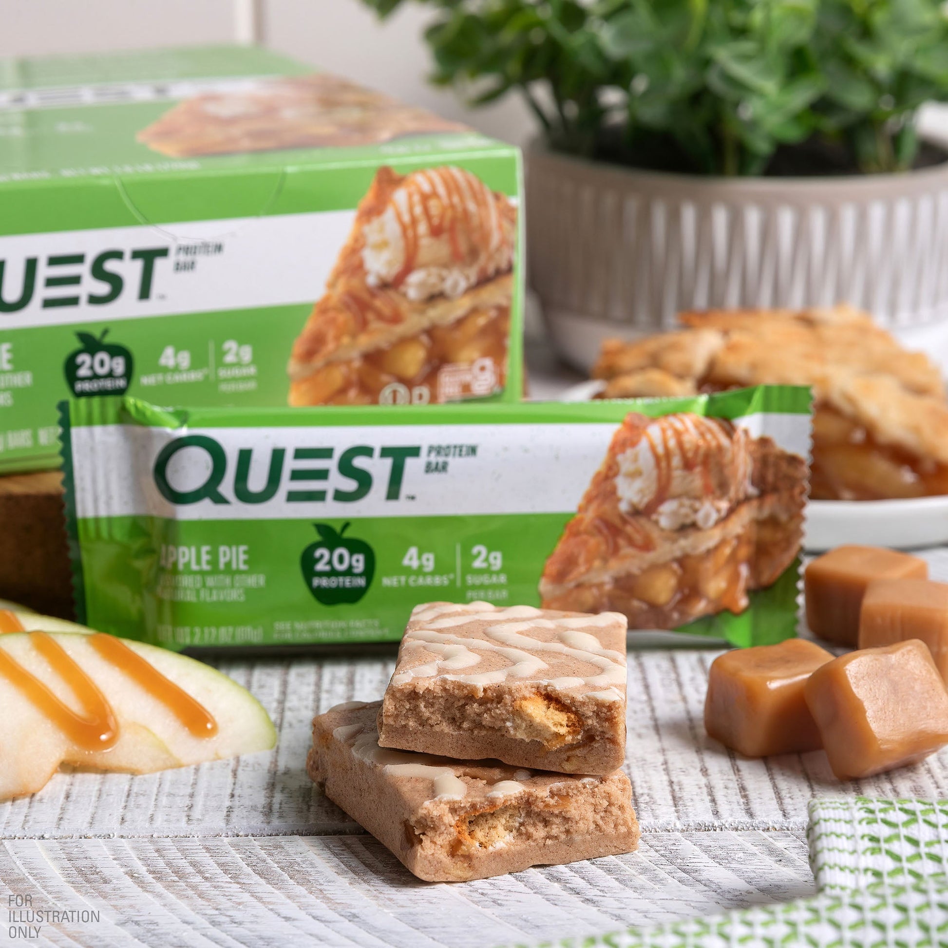 apple-pie-protein-bars-y0 qst-000647-apple-pie-protein-bars_4.jpg