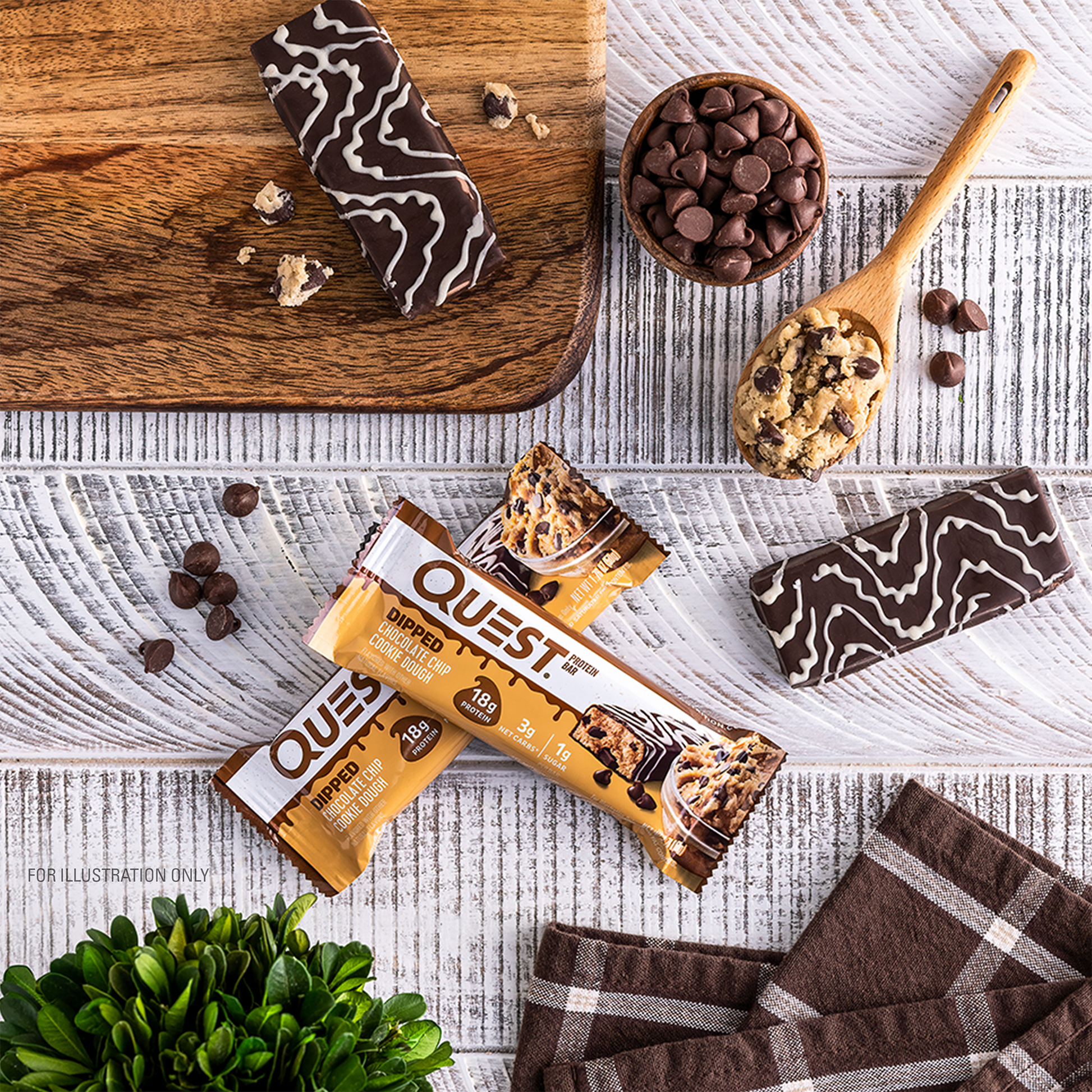 dipped-chocolate-chip-cookie-dough-protein-bar-n0 qst-012268_dipped-chocolate-chip-cookie-dough-protein-bar_7.png